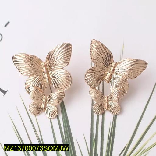 Pair Of Alloy Gold Plated Stylish Butterfly Design Earrings